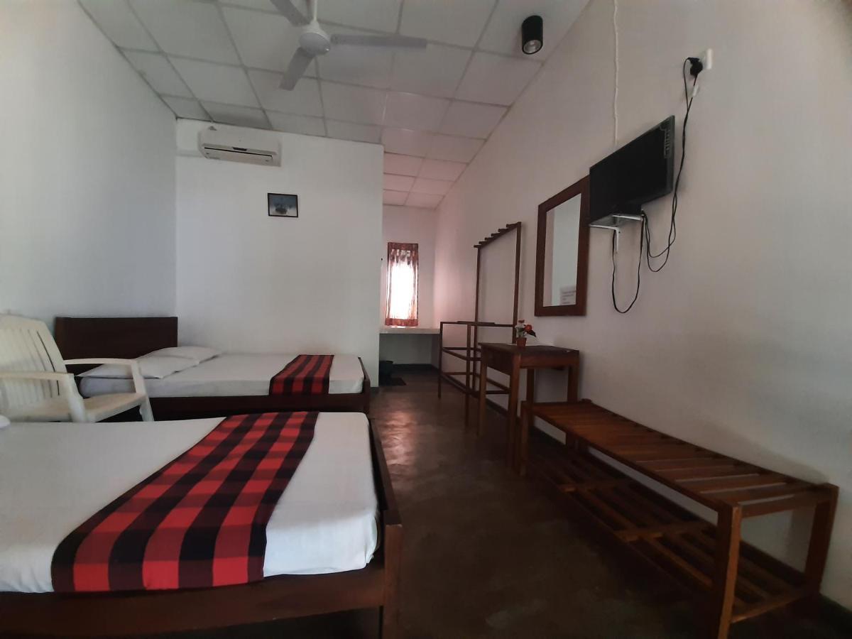 Katagamuwa Rest Hotel กตรคาม ภายนอก รูปภาพ